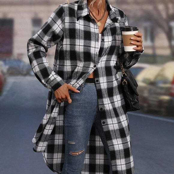 Plaid Print button down casual shacket - Picture 4 of 4